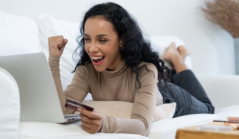 A shelf company for sale in South Africa being purchased by a customer